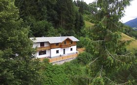 Chalet In Bruck Near Ski Lift